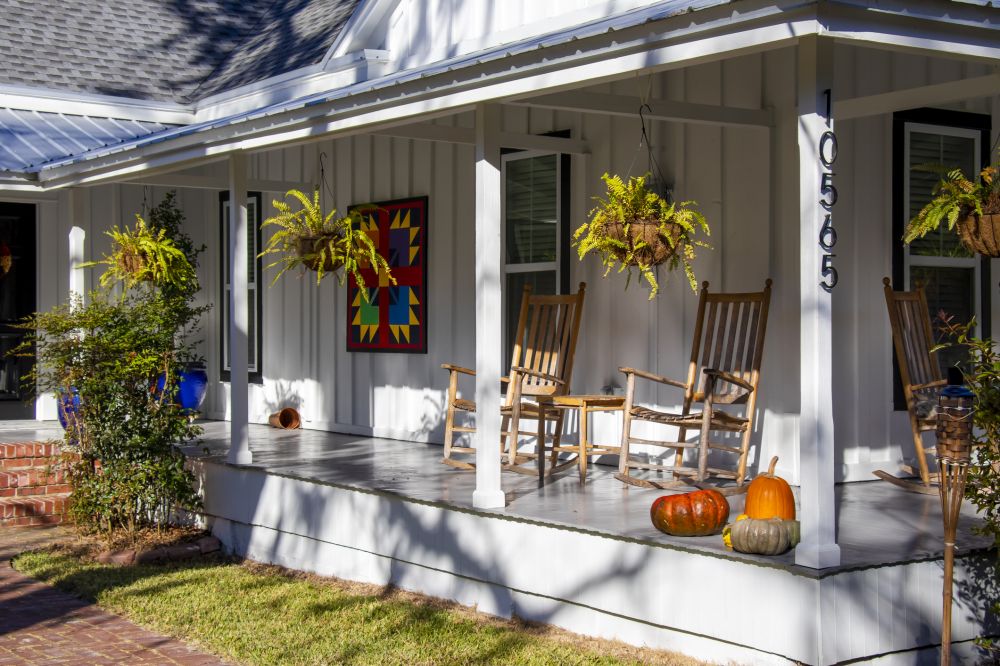 Cost of Front Porch Construction in Salinas
