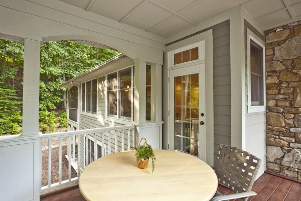 Cost of Covered Porch Installation in Salinas