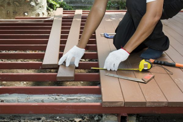 Cost of Custom Deck Installation in Salinas
