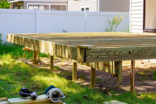 Cost of Elevated Deck Installation in Salinas