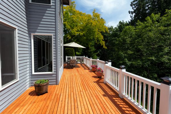 Cost of Cedar Deck Construction in Salinas