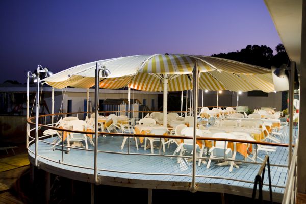 Cost of Commercial Deck Repair in Salinas